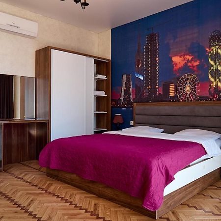 Hotel Lord Batoumi Extérieur photo