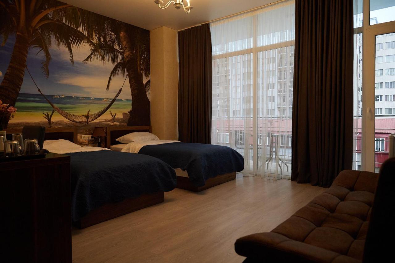 Hotel Lord Batoumi Extérieur photo