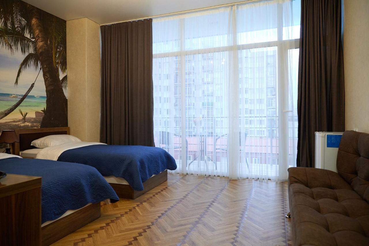 Hotel Lord Batoumi Extérieur photo