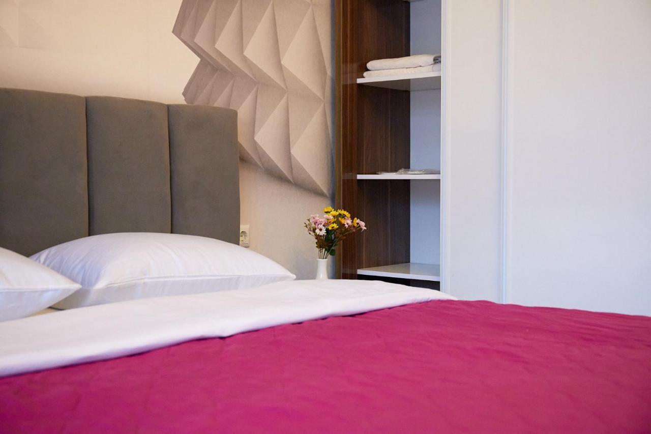 Hotel Lord Batoumi Extérieur photo